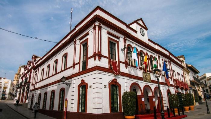 Fachada del Ayuntamiento de Lebrija